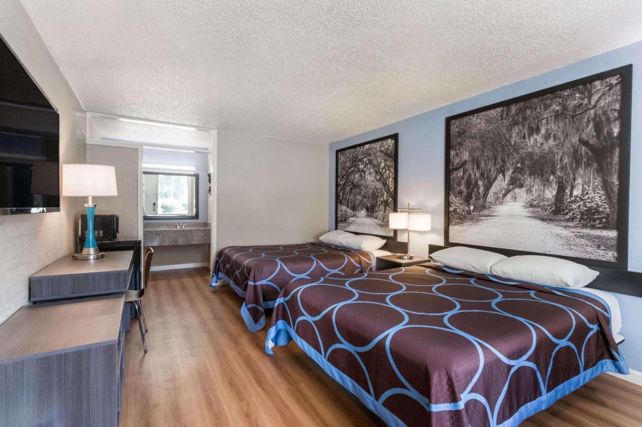 Super 8 By Wyndham Hardeeville - Savannah North Exterior photo